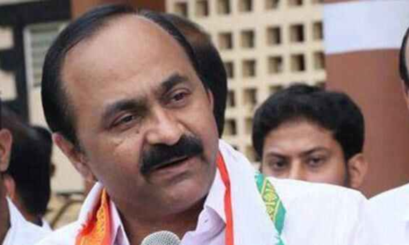 satheesan-accuses-cpm-of-scripting-sarin-allegation