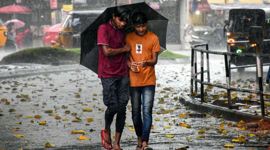 kerala rain alert in 12 districts