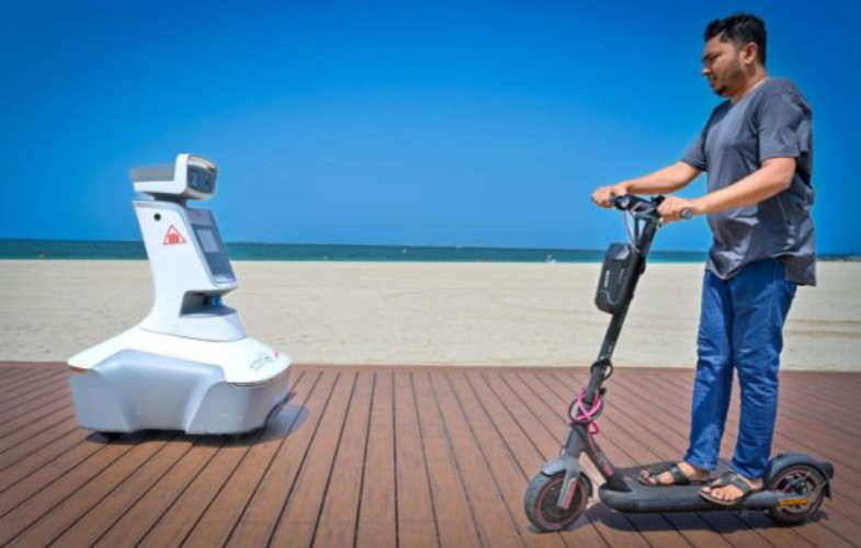 Robots will now fine Dubai two-wheelers for violating the law
