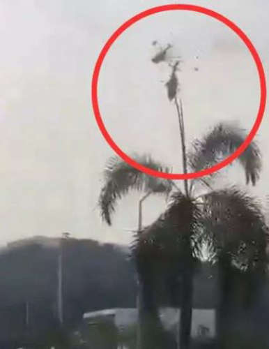 10 people died when two helicopters of the navy collided