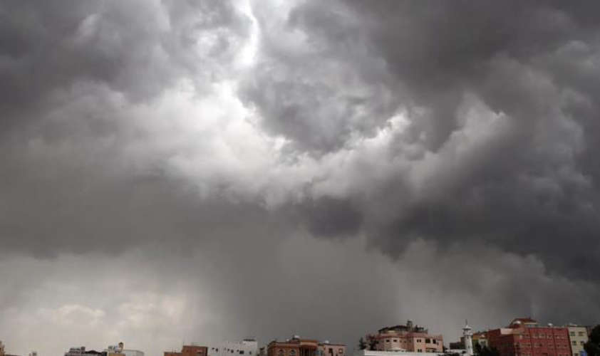 Heavy rain in all GCC countries; Ministry of Home Affairs to be cautious