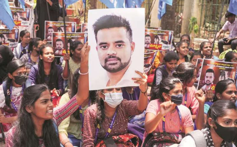 sexual harassment complaint; Notice to JDS leader and MP Prajwal Revanna to appear for questioning