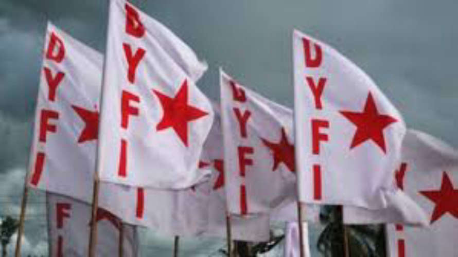 kozhikode-domestic-violence-dyfi-against-police