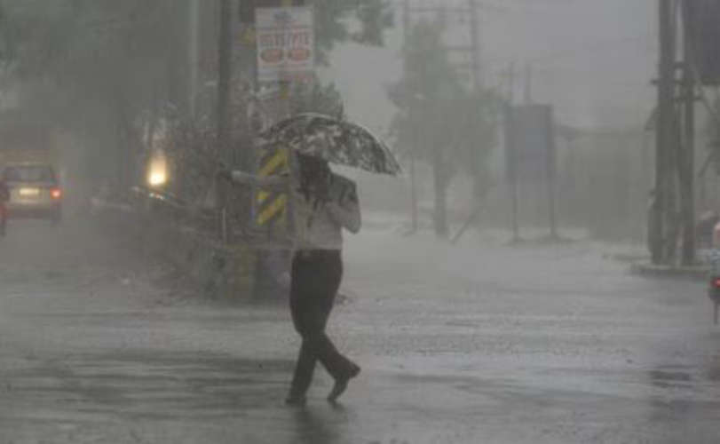 heavy-rain-red-alert-in-2-districts-of-kerala-today-23-may-2024