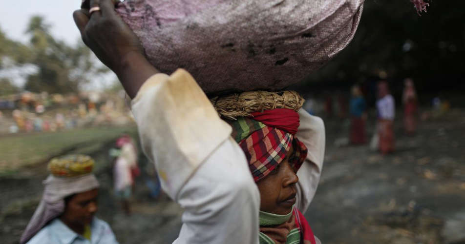 Controversy Arises Among job guarantee scheme Workers Over Mobile App for Attendance Tracking