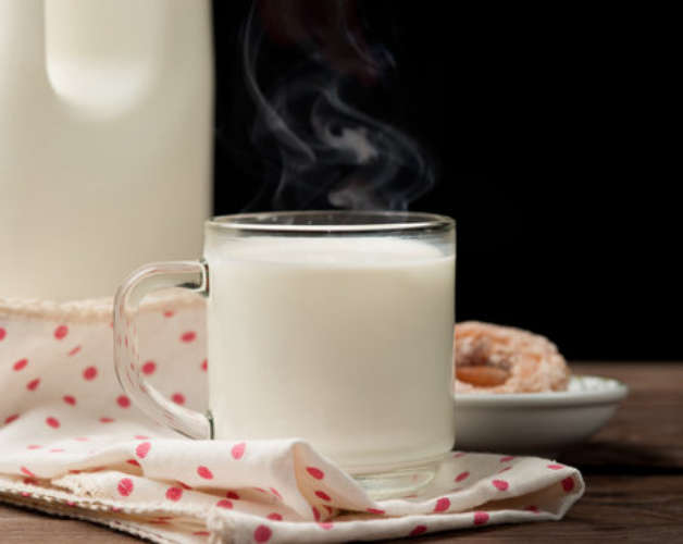 Here's What Drinking A Glass Of Milk Every Night Before Bed Will Do To You...