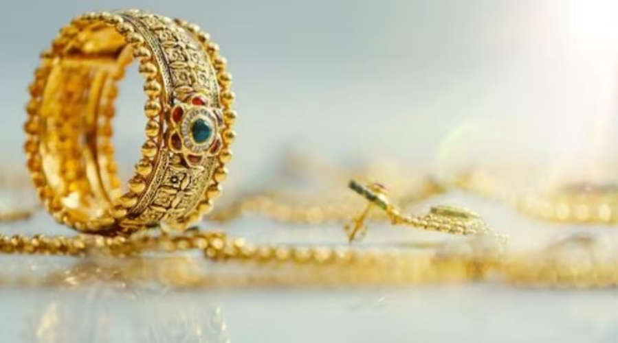 Gold Price Hits Record High in Kerala 57920 per Sovereign