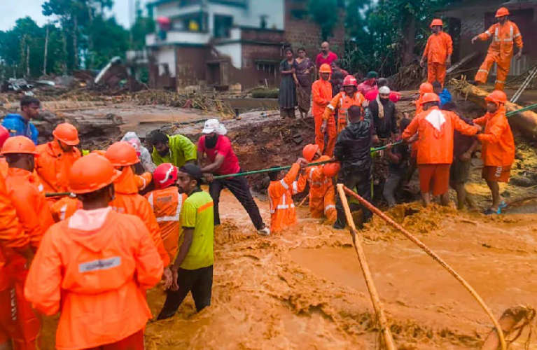 Intestinal Wayanad landslide death toll rises to 352 more than 200 missing