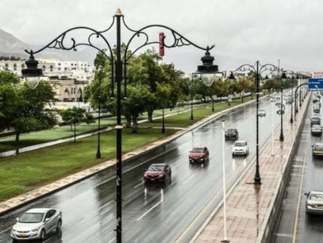 Low pressure in Arabian Sea Chance of rain in Oman from Monday