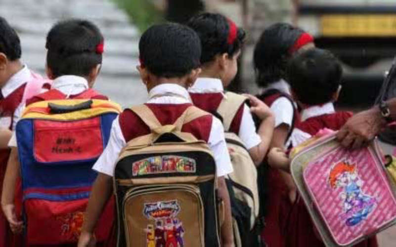 collector orderd Educational institutions will open tomorrow in Wayanad