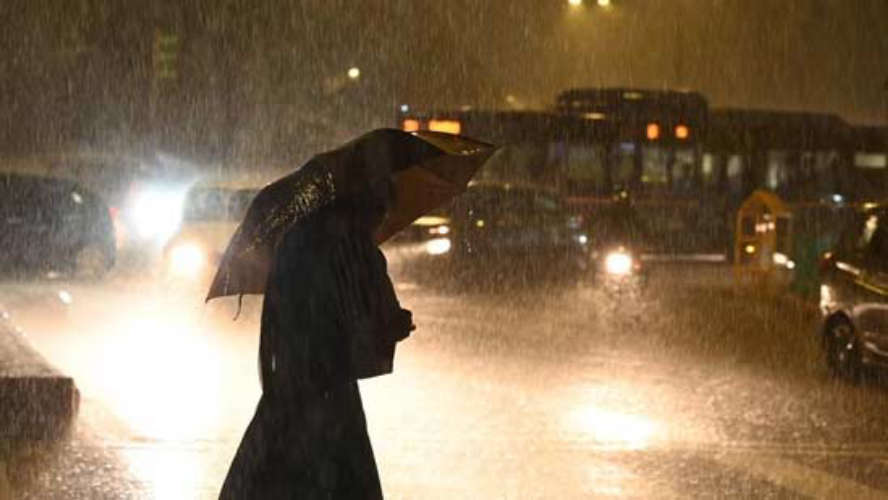 Rain warning in eight districts of Kerala in coming hours
