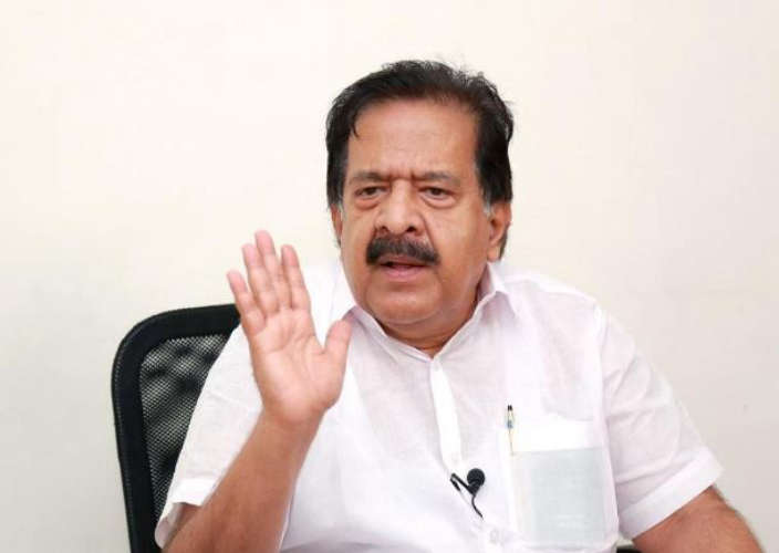 Ramesh Chennithala says to retracted The statement of bhupendra yadav about mundakkai
