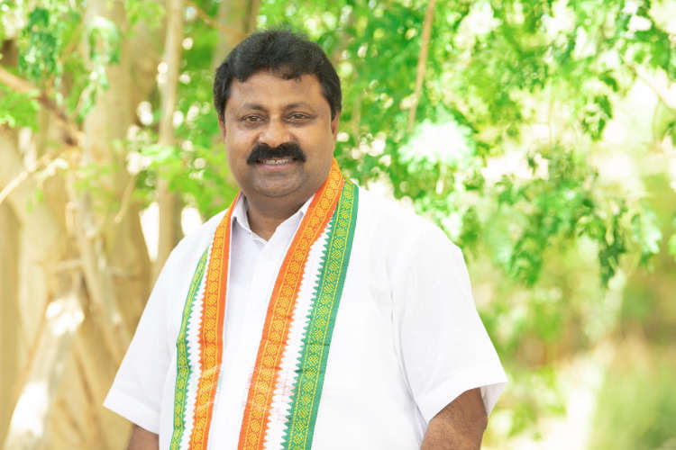 Wayanad disaster Congress workers in Oman will build houses for Siddique Hassan
