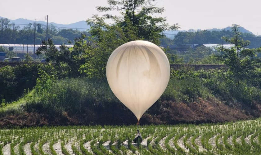 North Korea Escalates Balloon Warfare Against South Korea with Over 2000 Balloons