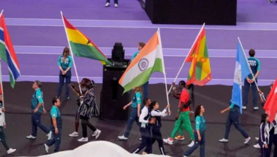 olympics-flag-down-in-paris-next-in-los-angeles