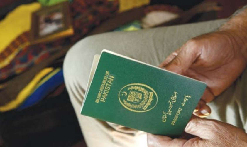 Many Gulf companies do not issue work visas to Pakistanis This is the reason
