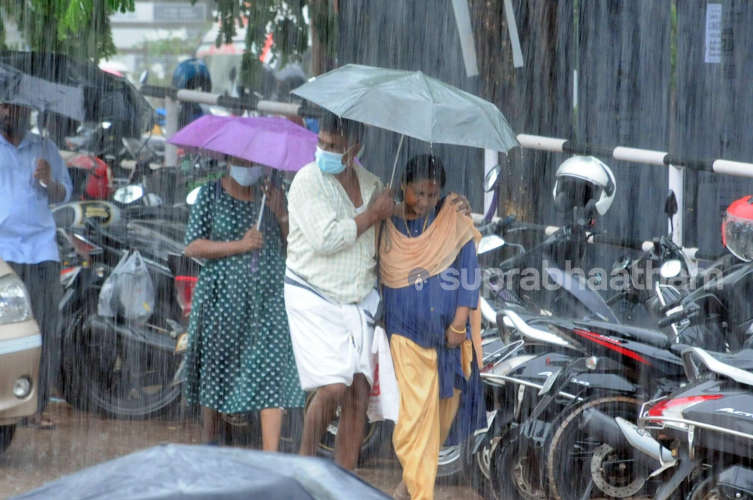 heavy-rain-alert-in-kerala-weather-update