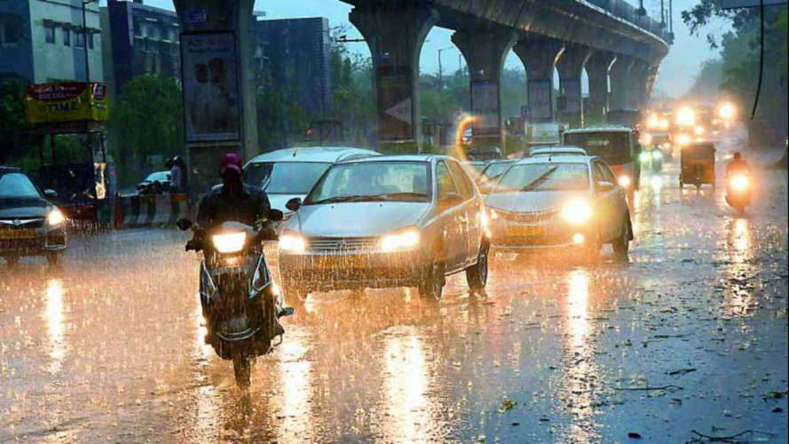 Heavy Rainfall Continues in Northern Kerala Today and Tomorrow Orange Alert in Three Districts
