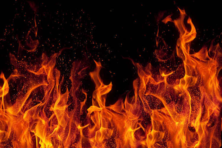 Gas Cylinder Explosion in Uttar Pradesh Claims Six Lives