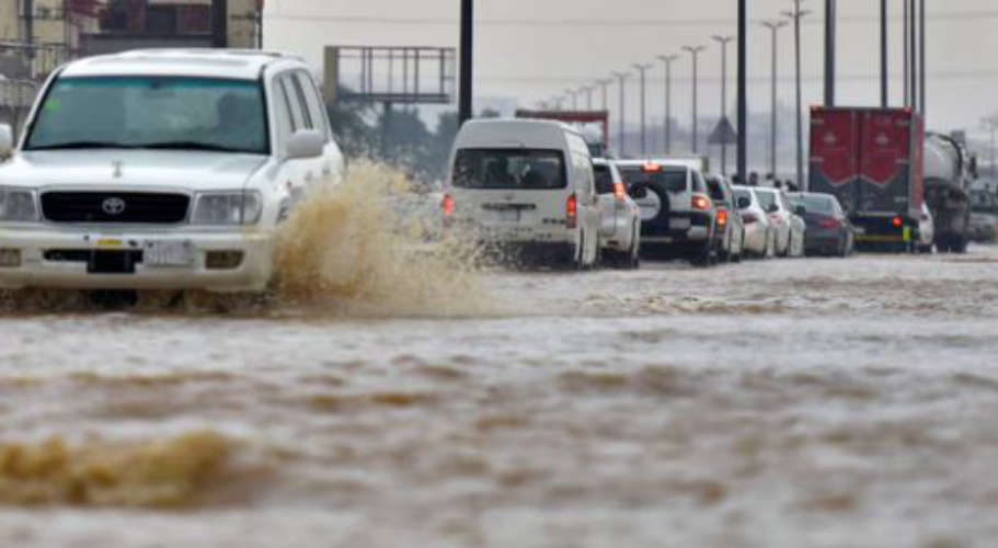 Widespread rain in Saudi Arabia The cities of Jeddah and Makkah were submerged in heavy rain