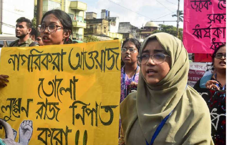 Protests Intensify in Kolkata Over Junior Doctors Rape and Murder Reclaim the Night Event Planned
