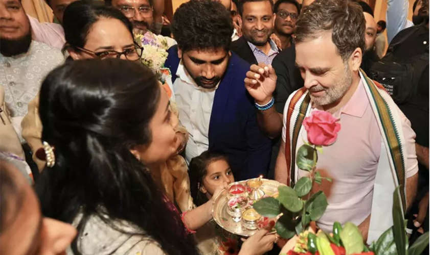 rahul-gandhi-gets-huge-reception-in-dallas-america