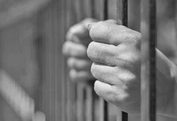 Sale of fake sick leave certificates Expatriate group arrested in Kuwait