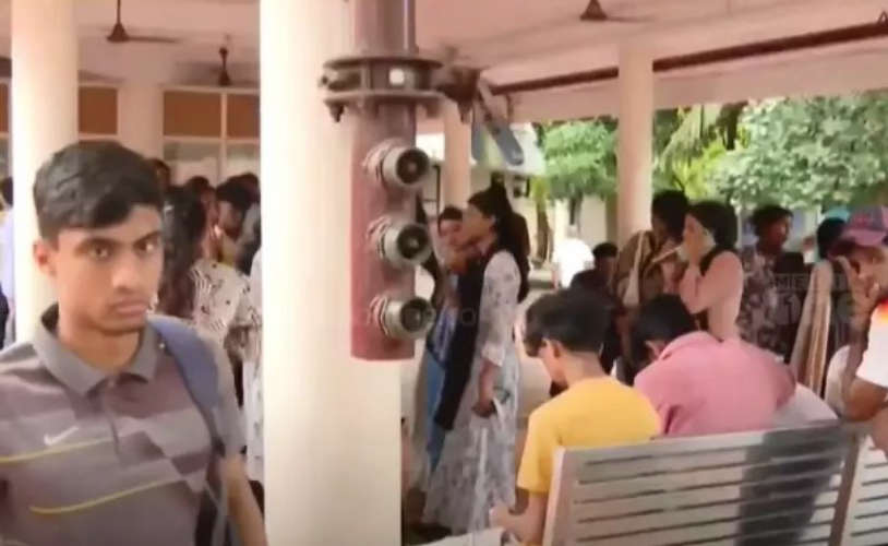 Lakshadweep Students Stranded in Kochi Amid Onam Holidays Due to Ticket Shortage