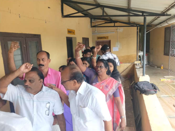 LDF Gains Power in Elamkulam Panchayat After UDF Loses No-Confidence Motion