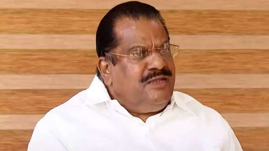 ep-jayarajan-absence-in-chadayan-govindan-memorial-programme