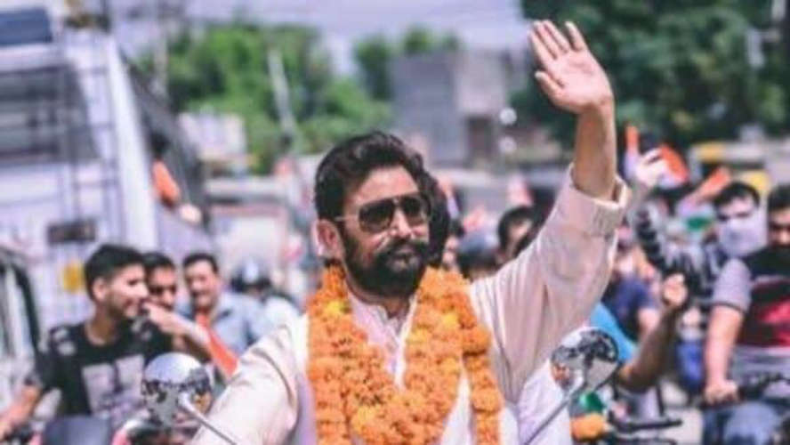 Former BJP Leader Who Supported Kathua Rape Accused Joins Congress as Candidate