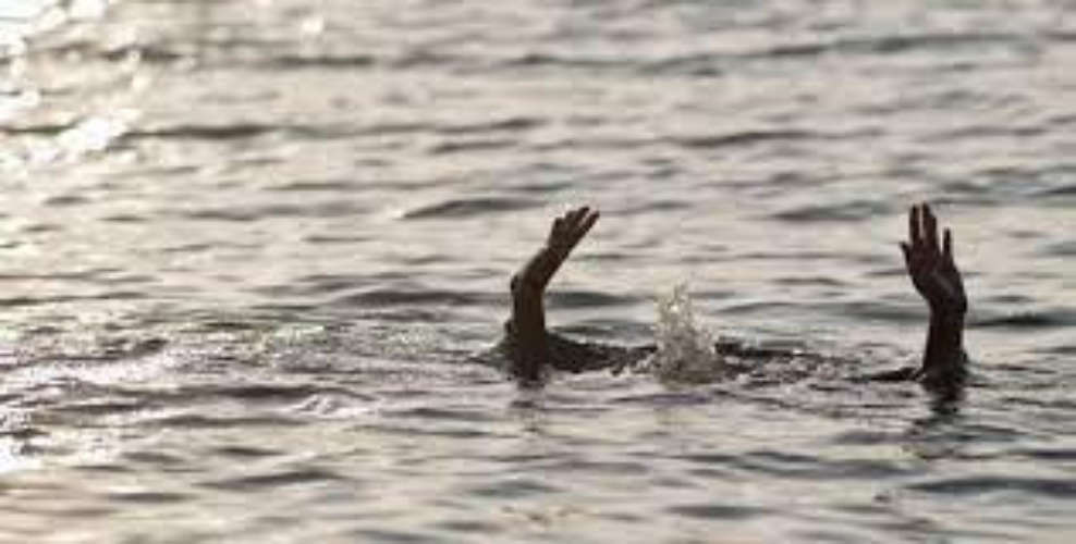The student went missing while bathing in the sea search continues