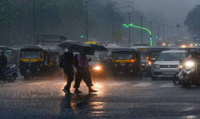 Heavy Rain Likely Today in Malappuram and Kannur Yellow Alert in Eight Districts Tomorrow