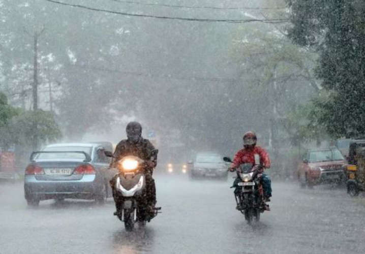 heavy rain alert on kerala-latest news