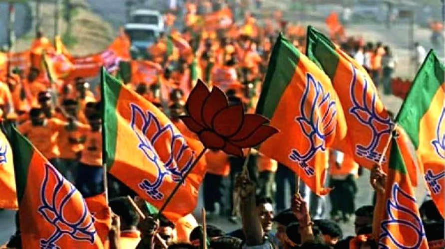 Election Commission Reveals Police Report on Kodakkara Hawala Case BJPs Alleged 41 Crore Election Funds Seized in Thrissur