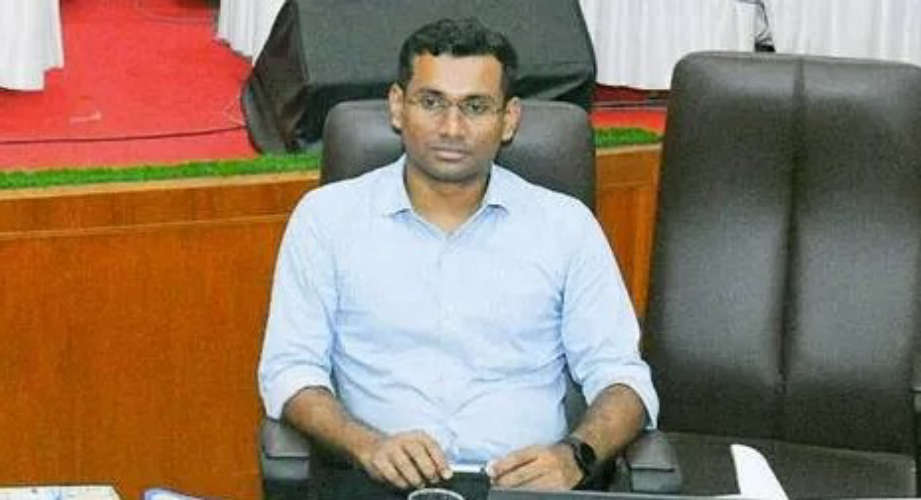 kannur-collector-arun-k-vijayan-has-withdrawn-from-official-engagements-including-a-function-with-chief-minister-pinarayi-vijayan
