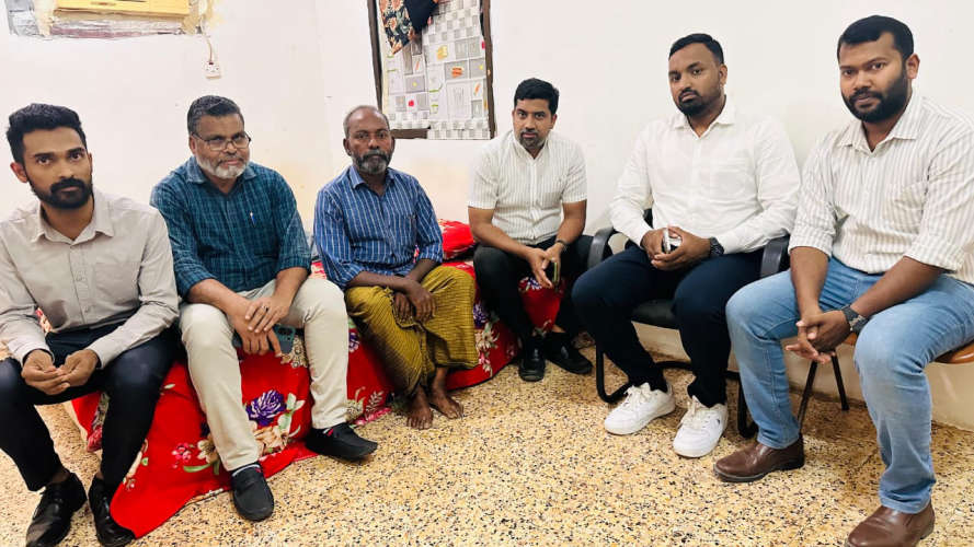 KMCC is shadowed on the return journey of the article Now a leisurely life at Gandhi Bhavan