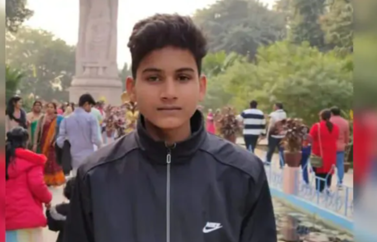 Teens Head Chopped Off In UP Grieving Mother Sits With It In Lap For Hours