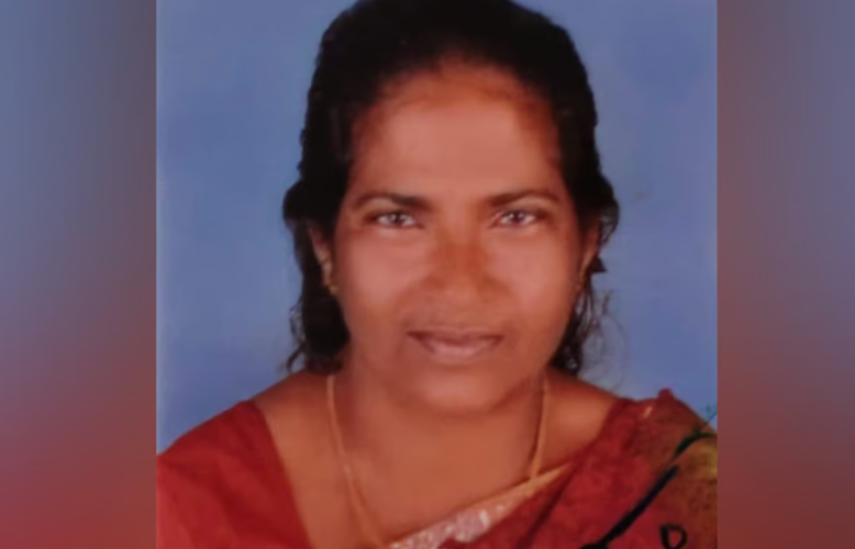 Woman dies after being struck by lightning in Alappuzha