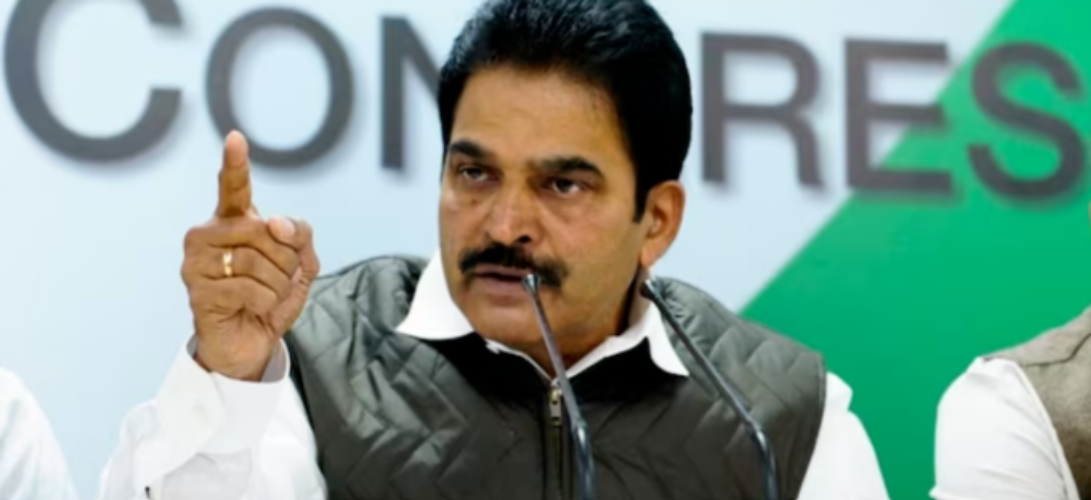 Palakkad Congress dropout creates media KC Venugopal