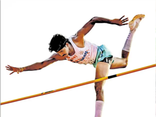 shivadev-rajeev-breaks-national-record-in-pole-vault