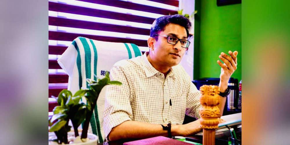 ias-officer-n-prashant-continues-attack-jayathilak-mercykutty-amma