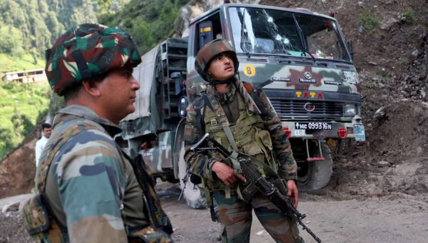 Terrorist attack in Jammu and Kashmirs Kishtwar One soldier was martyred in the encounter and three soldiers were injured