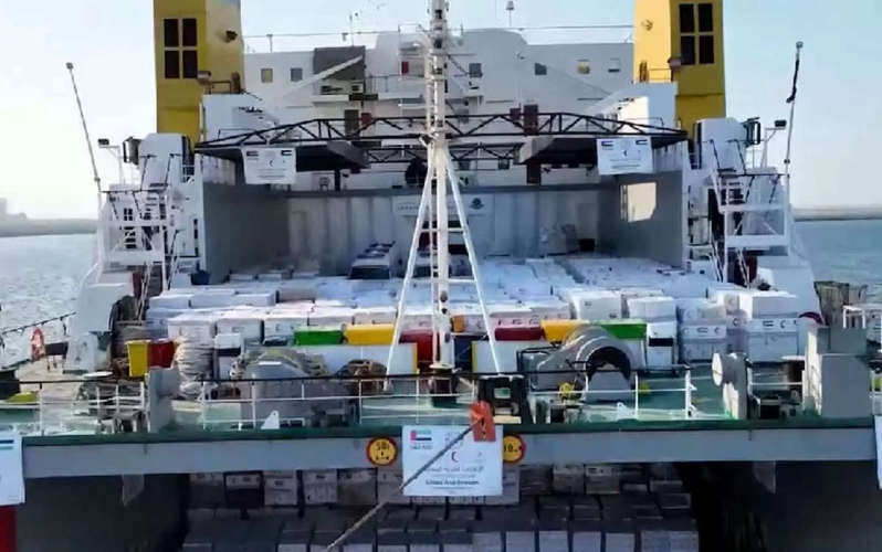 UAE Aid Ship Arrives in Egypt with 5112 Tonnes of Humanitarian Aid for Gaza