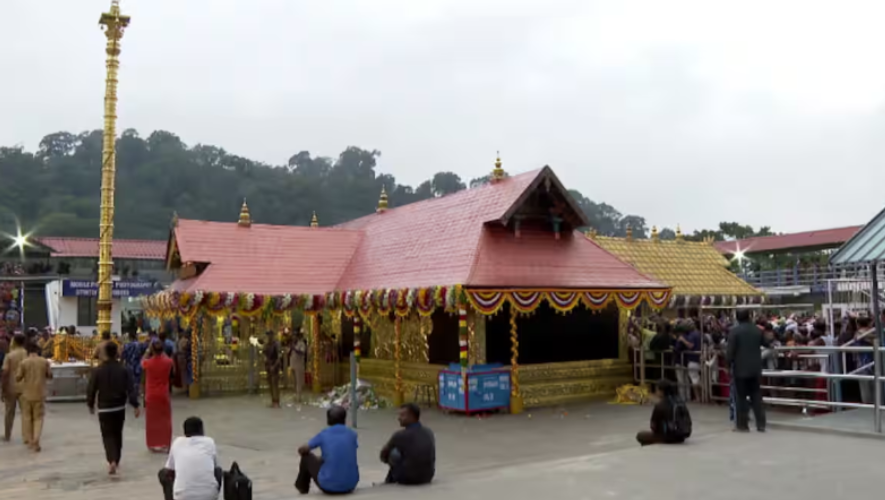 Pilgrim collapses and dies at Sabarimala