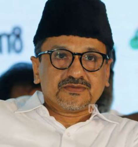 Munambam Waqf land Sadiqali Thangal wants to resolve it soon