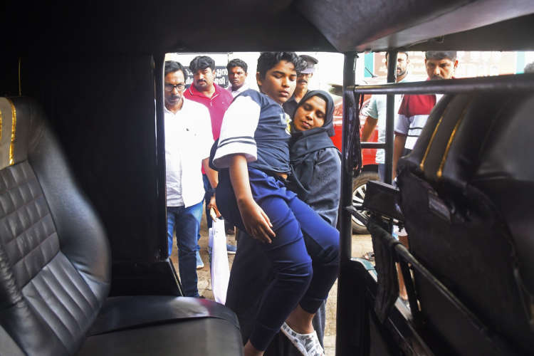 Muhammad Shamil who was caught by SMA 3 crores for the urgent treatment of the 14-year-old