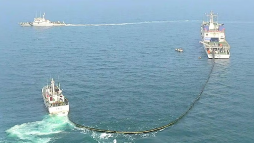 Indian Coast Guard seizes 5000 kg of drugs from fishing boat