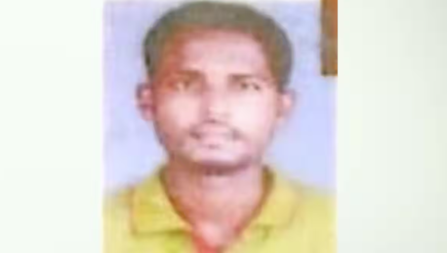 Father jumps in front of train with baby in Alappuzha Both died