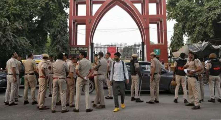 Jamia Millia Islamia Issues Warning Against Slogans Targeting PM Modi and Law Enforcement Agencies
